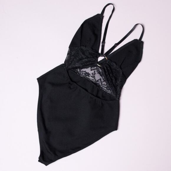 ♥ 511 ♥ (M) OUT FROM UNDER Black Endless Bodysuit - Picture 2 of 2